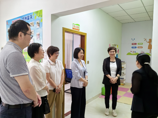 省妇联赴梅州调研妇女维权与信息服务站项目实施工作.png